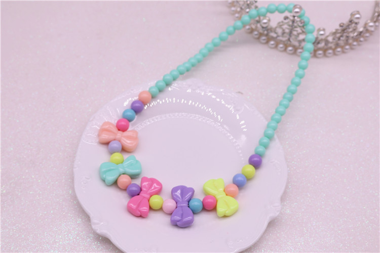 新款儿童项链首饰品小学生糖果色项链女孩可爱百搭蝴蝶结项链批发