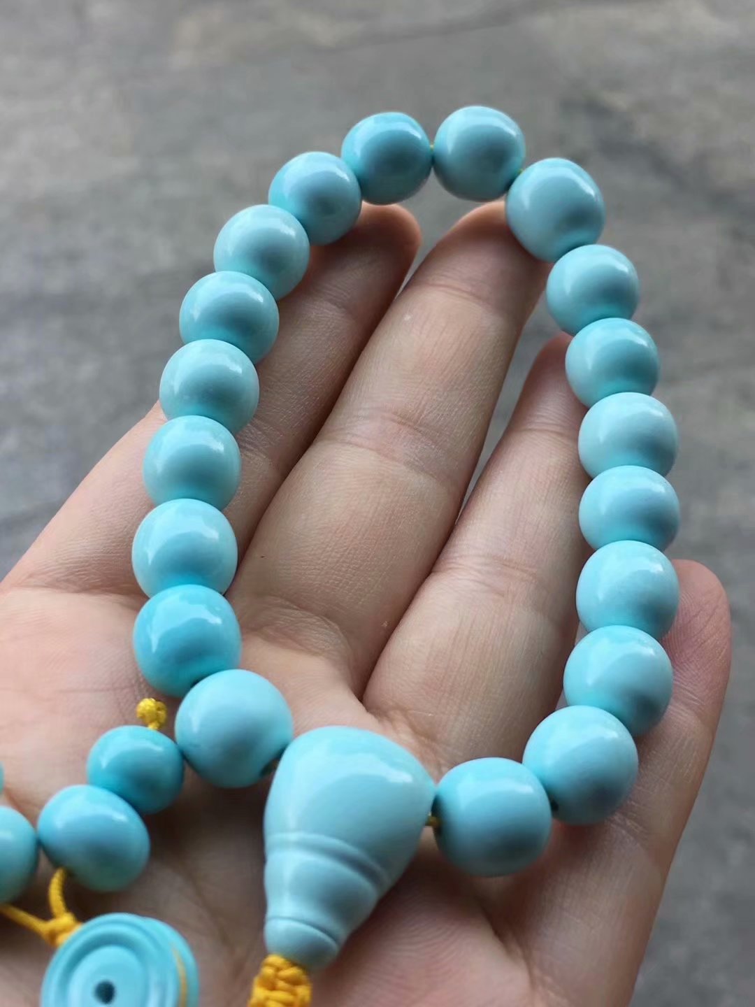 如心珠宝湖北原矿高瓷919果冻料绿松石老型手串单圈手链产地价格