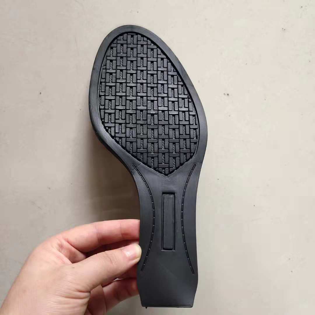 东莞恒达鞋材tpu高跟女鞋底耐磨防滑高跟冬靴鞋大底颜色码段可调