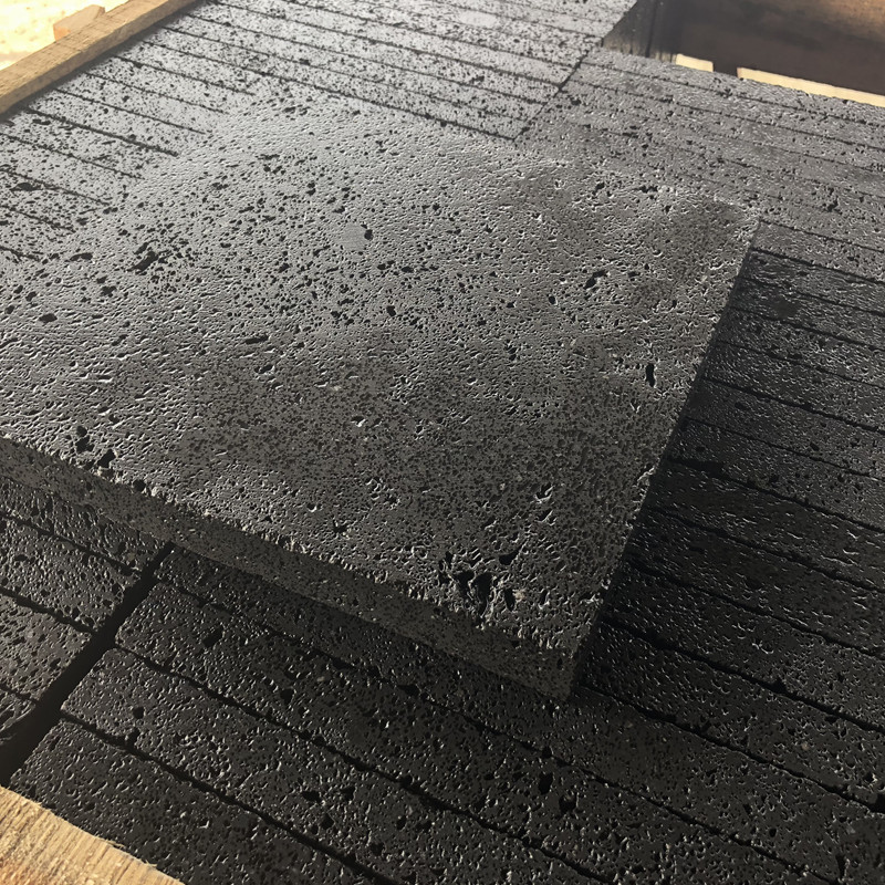 云南火山石 腾冲火山石 火山石板材 灰色洞石 黑洞石