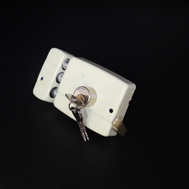 批发门锁三舌保险门锁117-a型老式木门铁门黄色方形门锁保险门锁