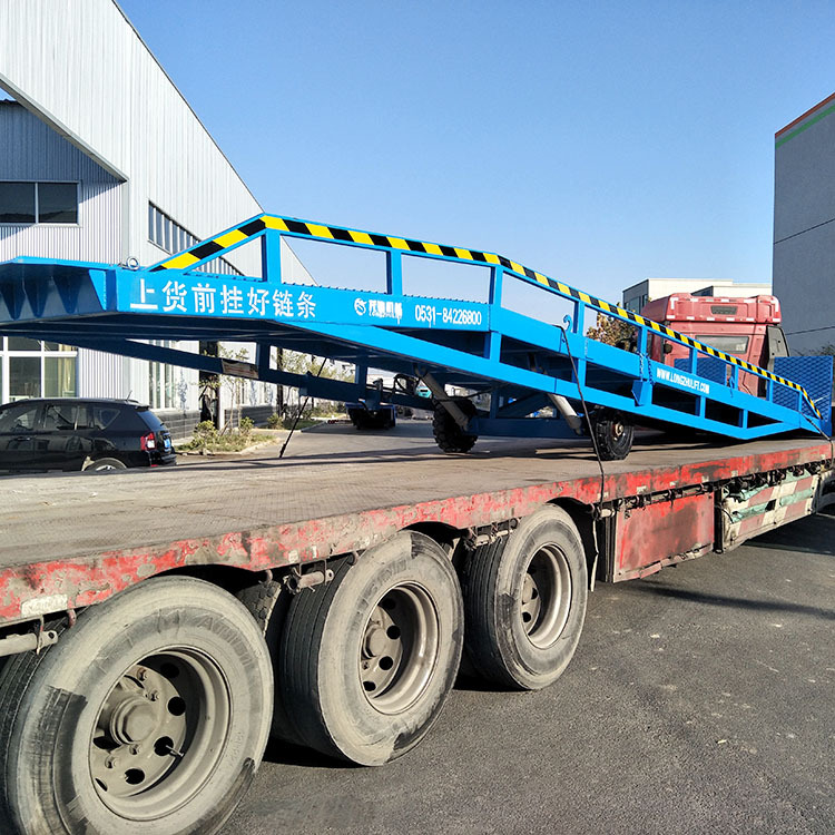 聊城市厂家直销12吨登车桥 物流港叉车装卸用高度调节板