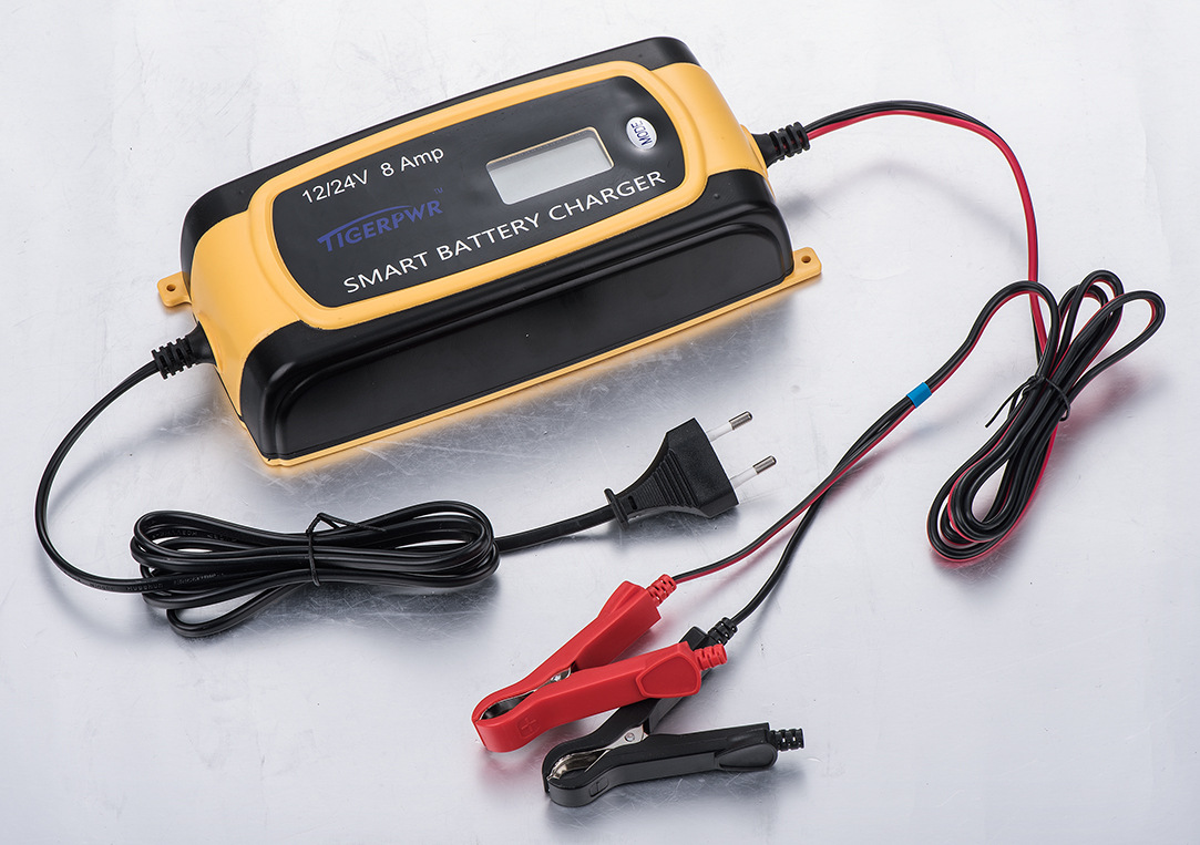 12v/8a 2018新款厂家直销 可调模式便携式汽车电瓶充电器
