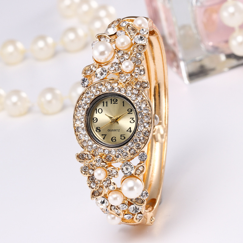 珍珠花朵镶钻时尚女士手镯表 手表腕表女士手表时装表饰品女表