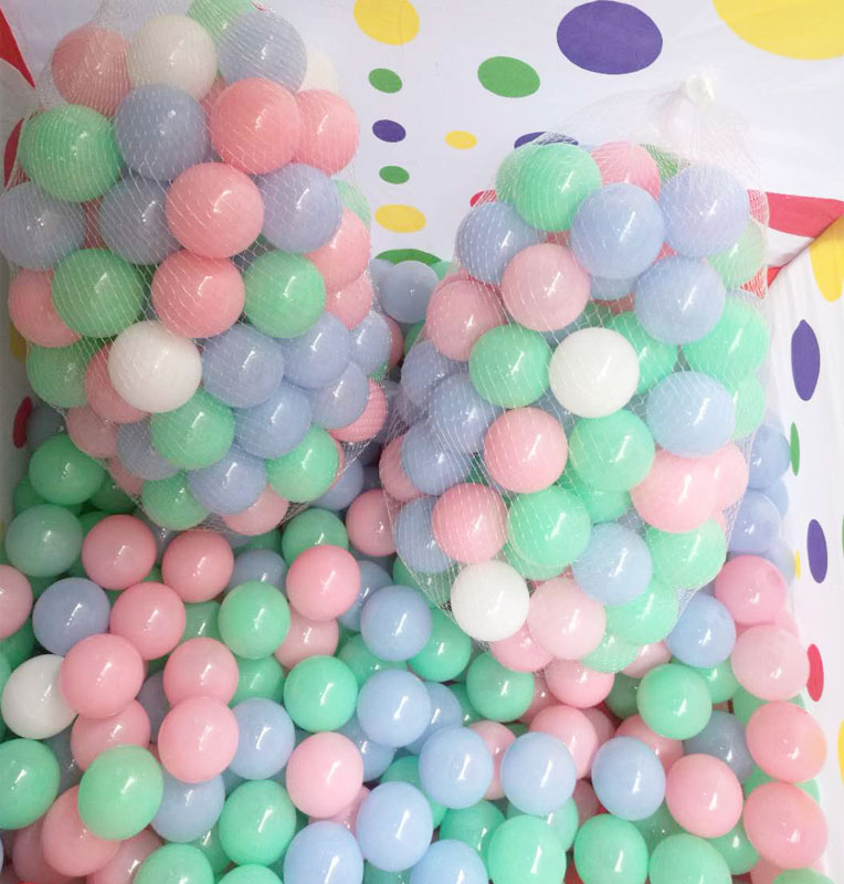 厂家批发马卡色海洋球儿童乐园5.5cm7cm8cm无味彩色波波球