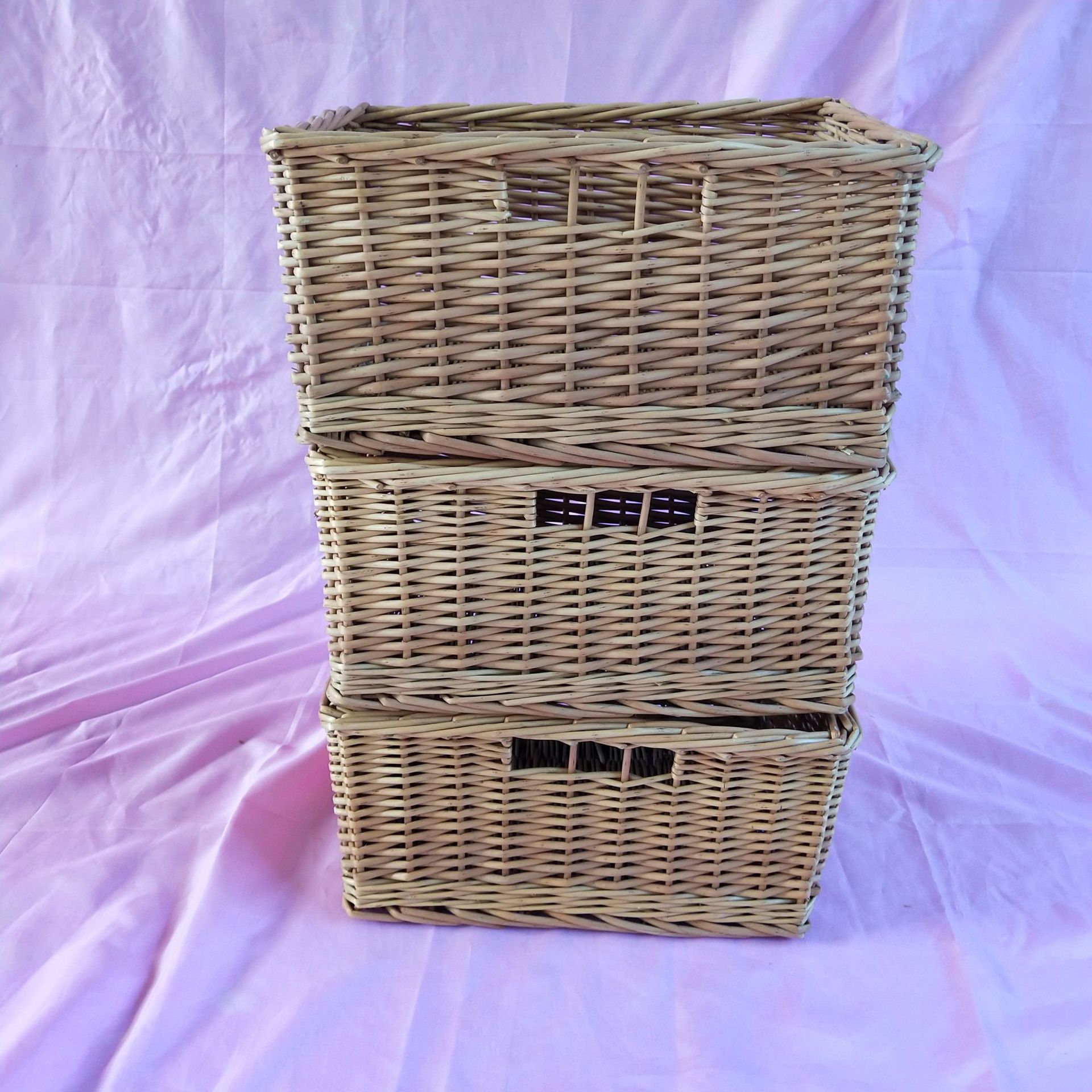 厂家直销柳编篮 草编收纳盒 定制草柳编编制框工艺品