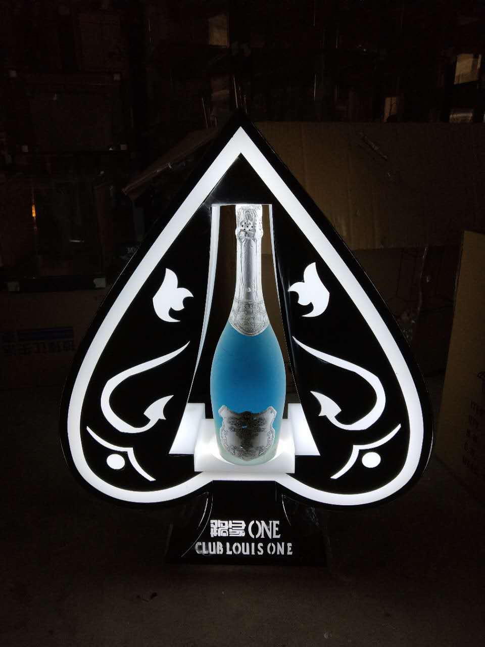 黑桃k酒座酒吧洋酒展示架led七彩摇控香槟酒架创意亚克力定制酒座