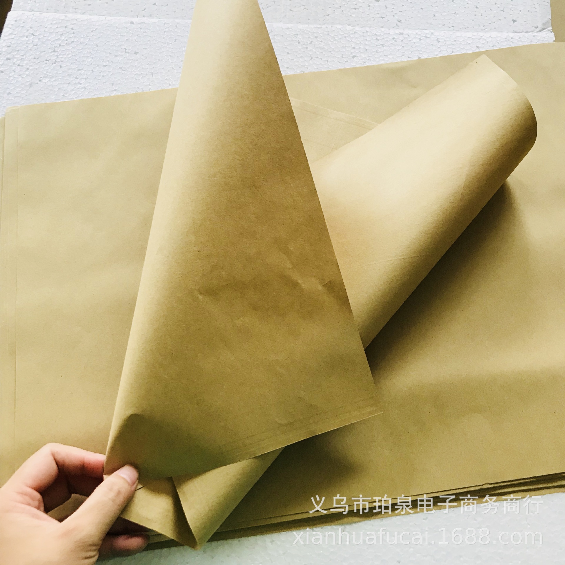 满天星花束牛皮纸牛皮纸小花束鲜花包装纸 高档花店装饰材料批发