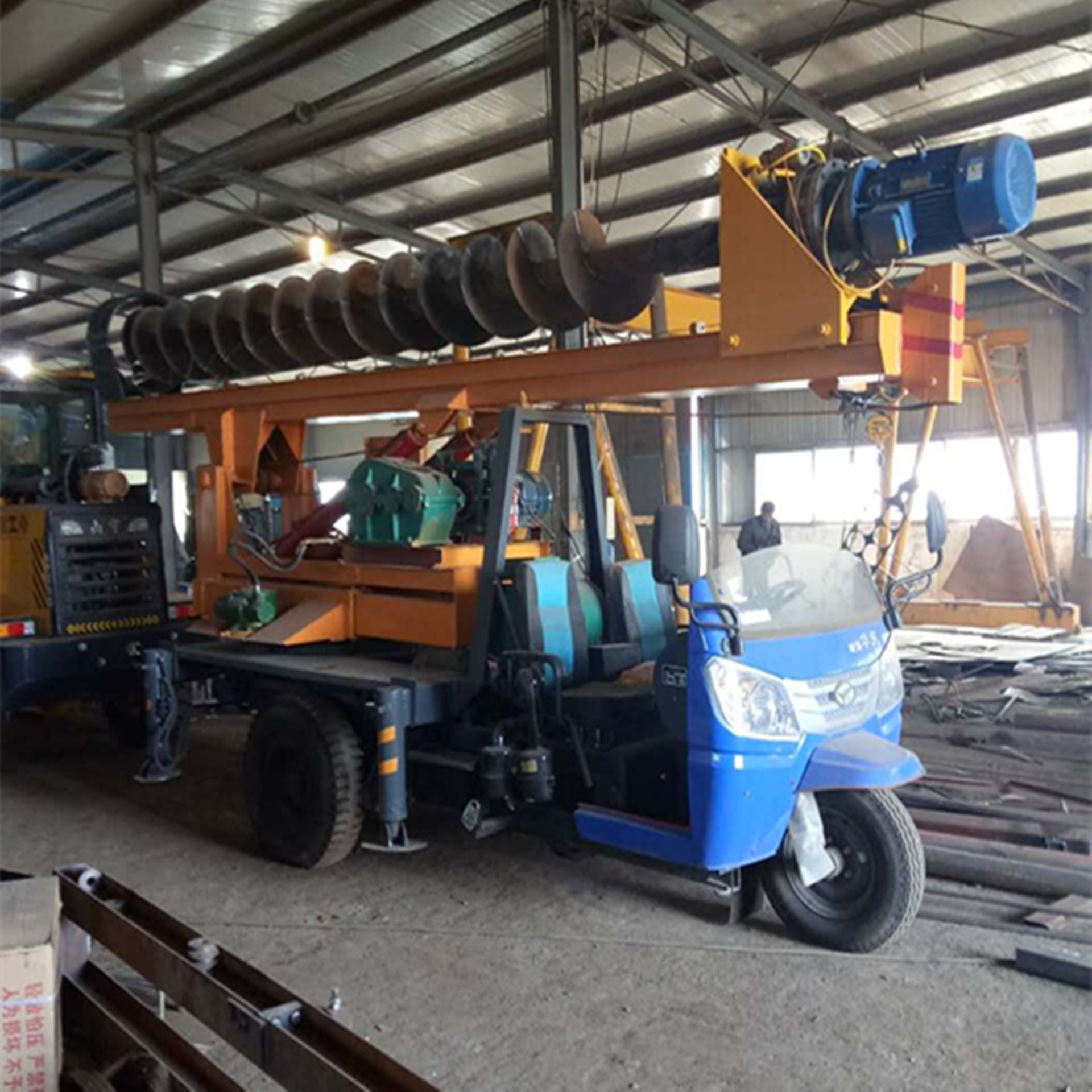 生产小型建筑地基三轮车改装打桩机 定做三轮车螺旋钻孔机厂-阿里巴巴