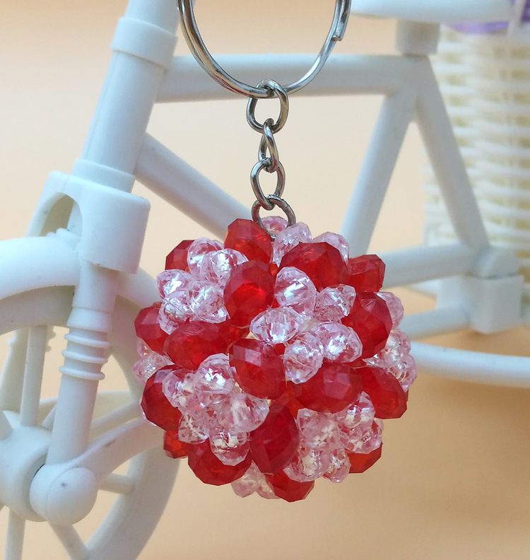 手工串珠小挂件双色绣球包包女生钥匙扣挂饰成品精品开店货源批发