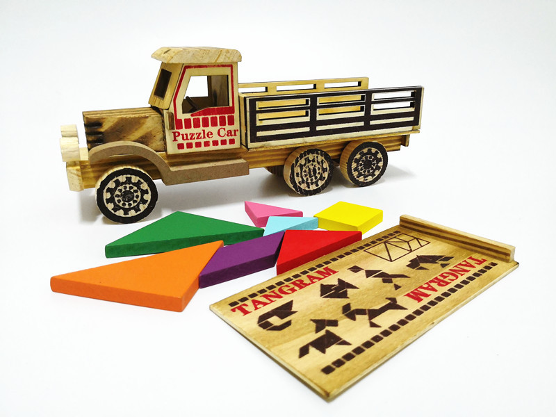厂家直销新款木质手工七巧板卡车创意仿真家居工艺品摆件模型批发