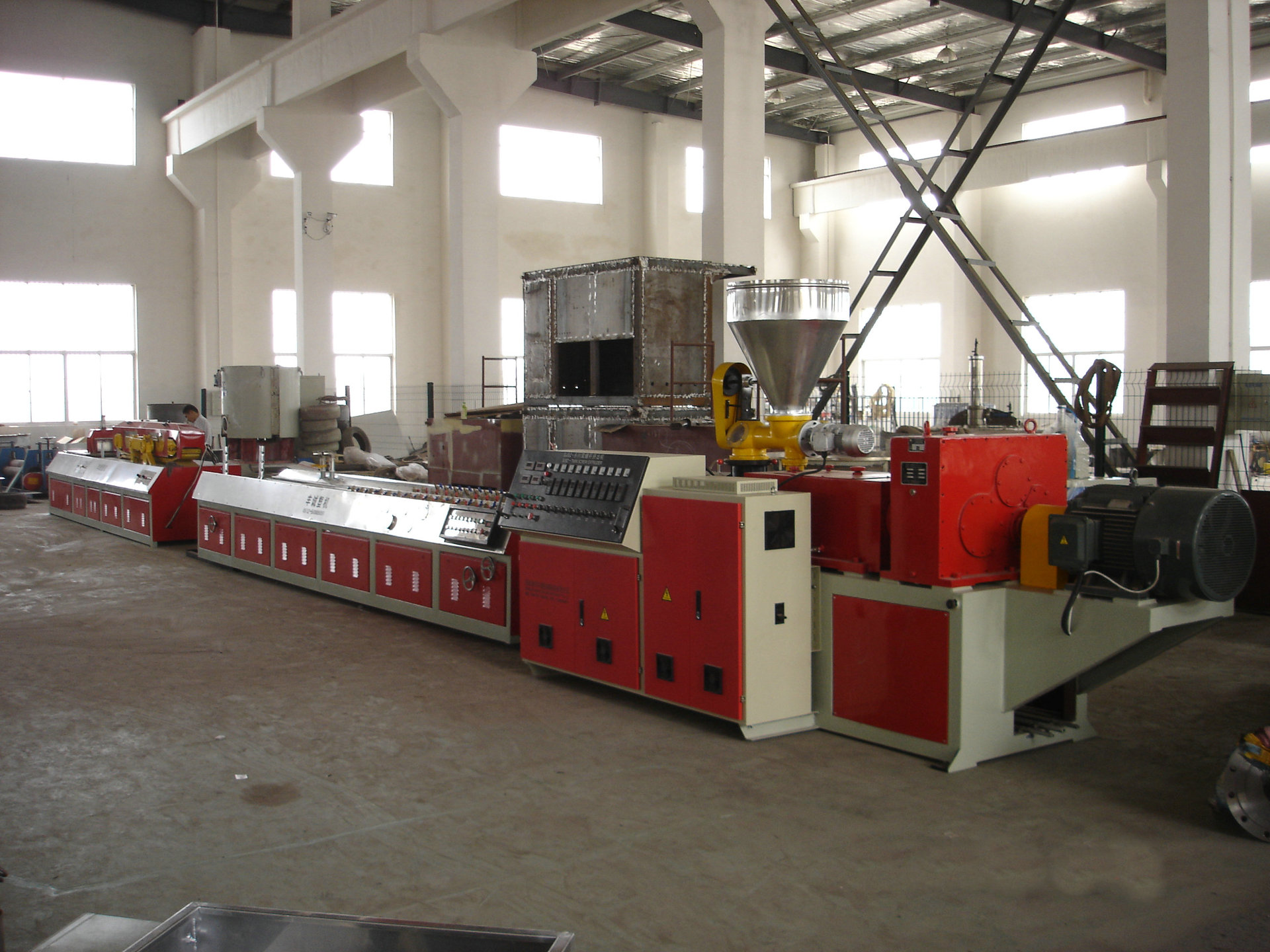 厂家供应塑钢门窗生产线 双螺杆塑料异型材挤出机 sj双螺杆挤出机