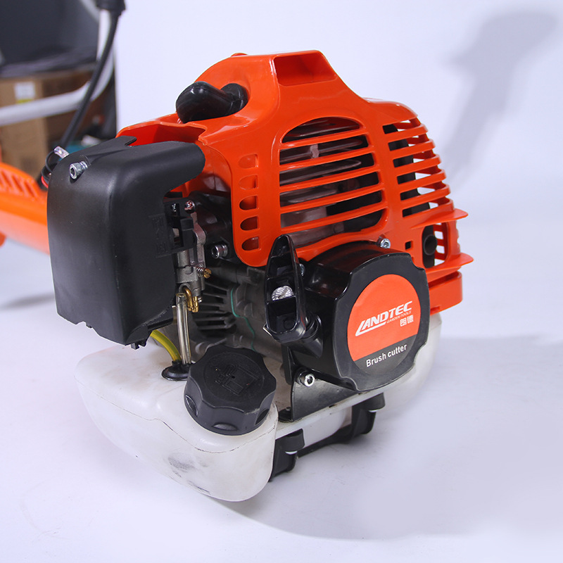 背负式汽油割草机 多功能割灌机 大棚除草机 专业割草机