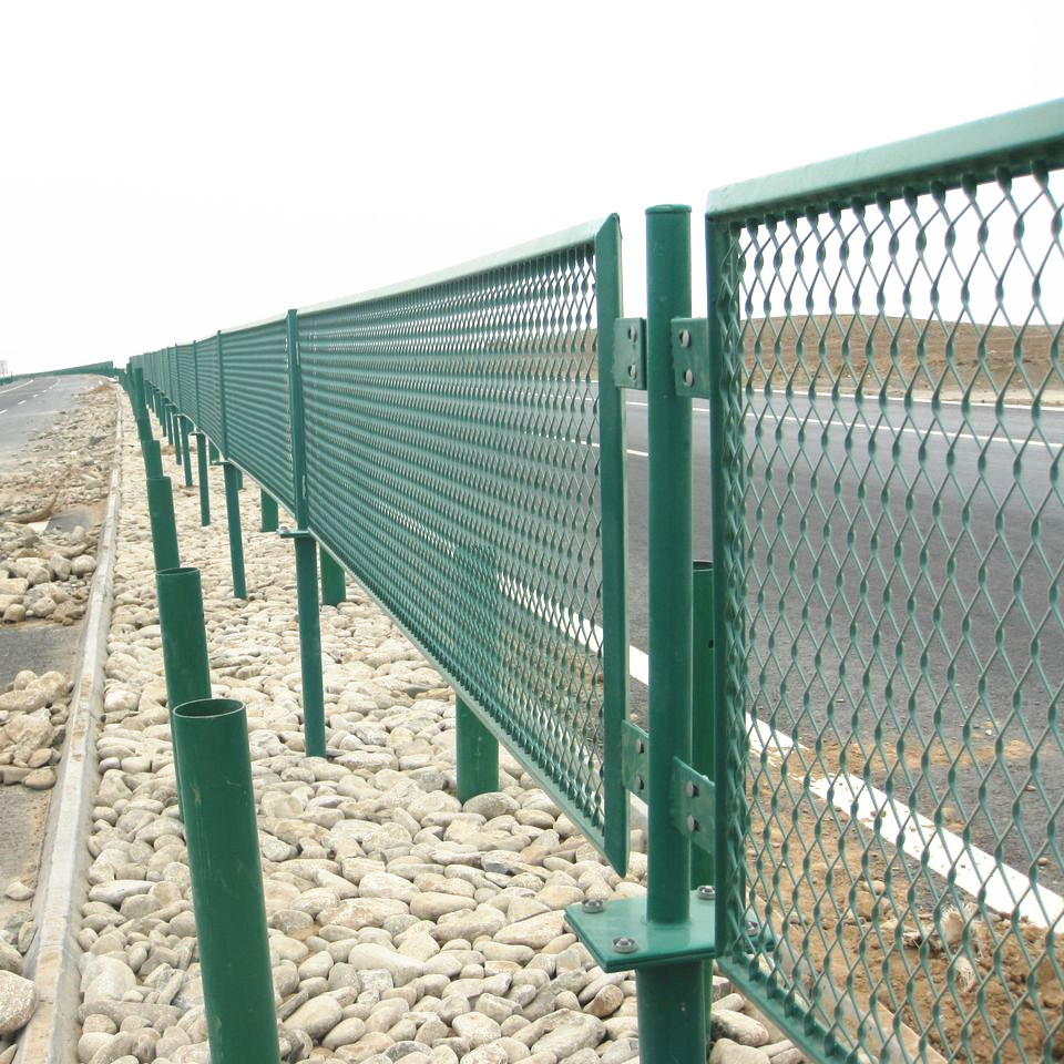 【高速公路防眩网】桥梁中间防晕护栏网 高架桥道路隔离防护栅栏-阿里