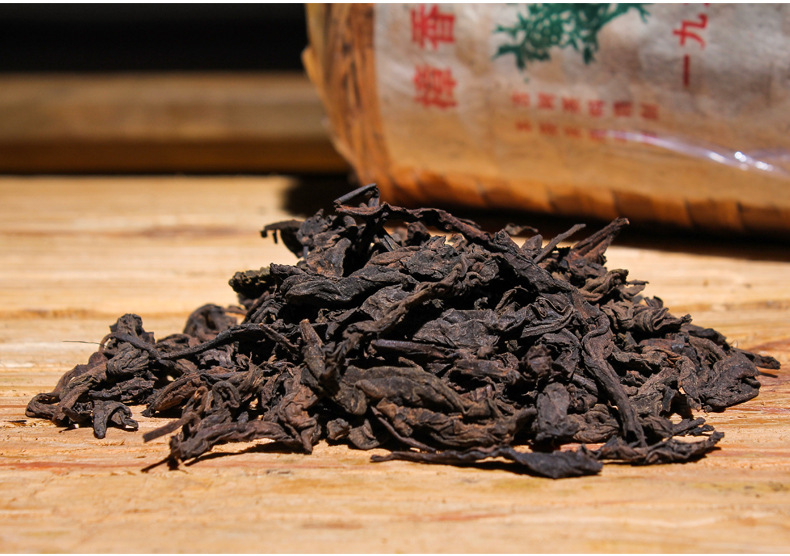 普洱茶老茶熟茶礼盒装散茶樟香古树茶300g竹筐装老茶厂家直批熟普