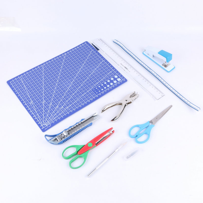 手工剪纸制作纸工工具 中小学美术剪纸工具套装 中空定位纸工工具