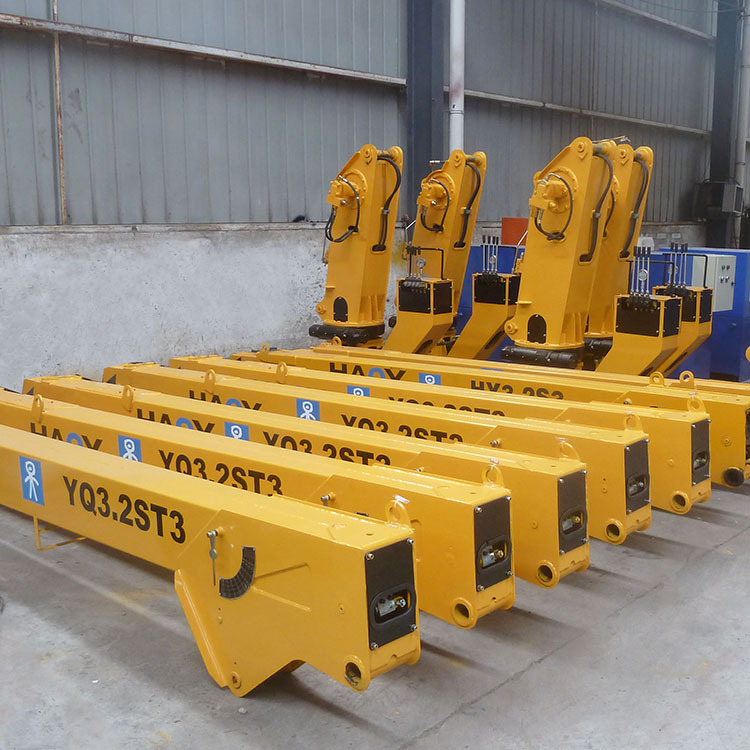 厂家批量生产小型液压吊 江苏伸缩臂3-5吨船用起重机