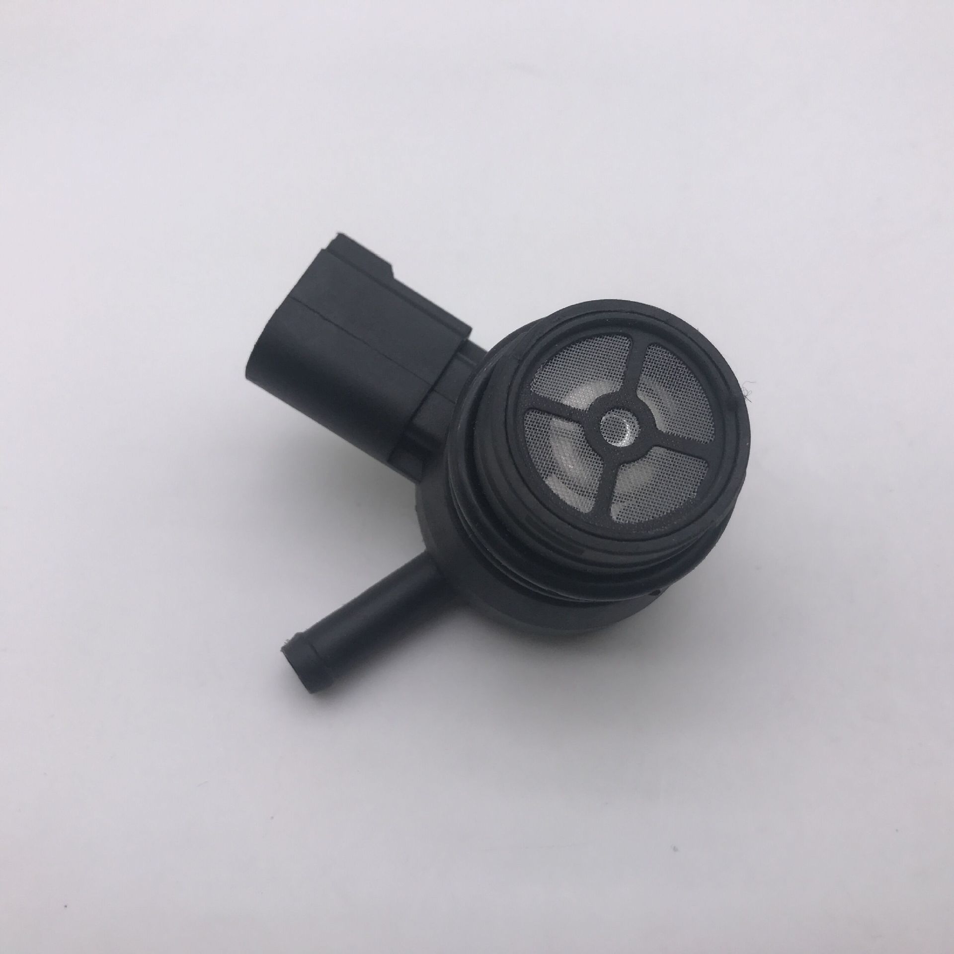 老宝来经典高尔夫4活性炭罐电磁阀 炭罐电磁阀1j0 906 517 f商品描述