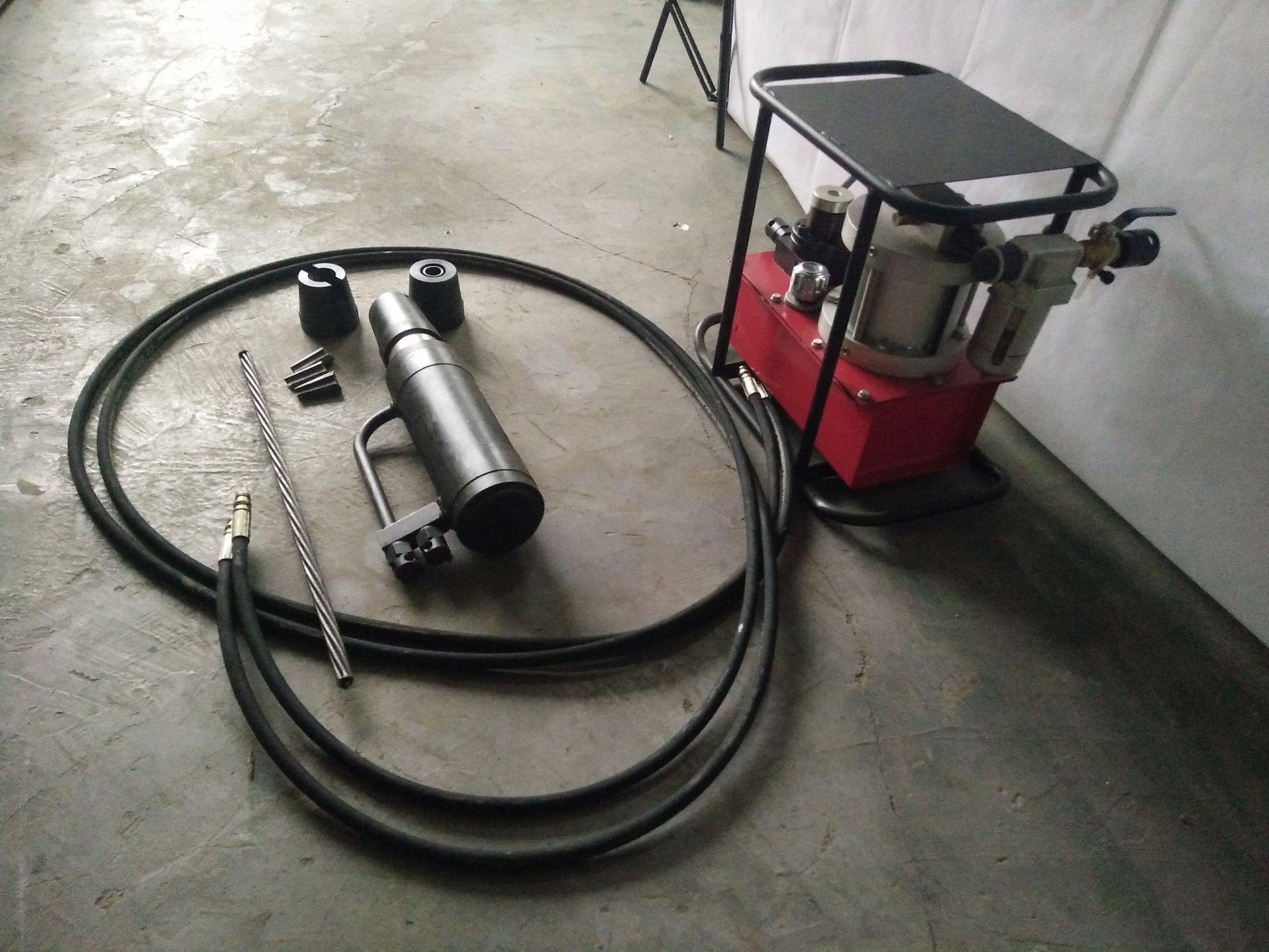 mq18-180/63矿用锚索张拉机具气动锚索张拉机具风动锚索张紧机具