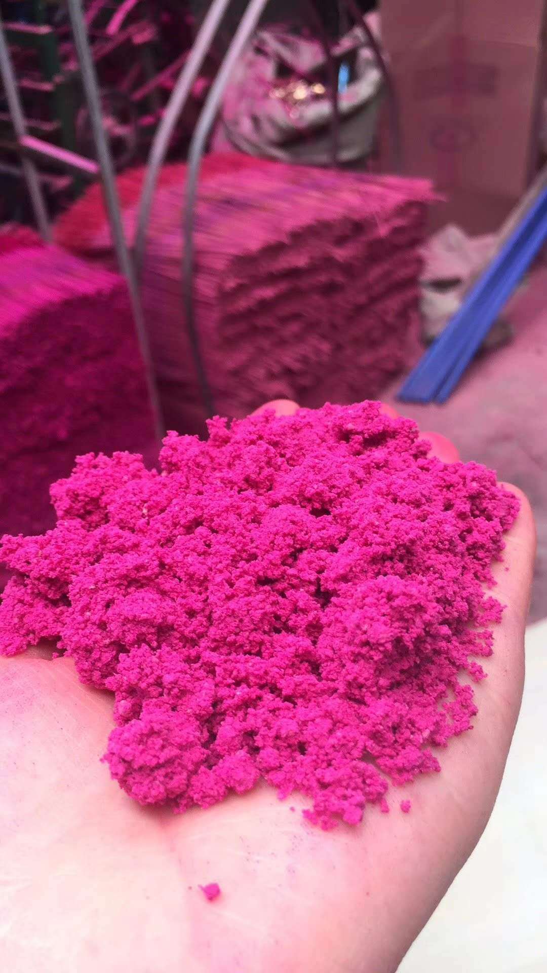 厂家直销液体玫瑰精 液体红碱性染料 佛香专用专用玫瑰精染料