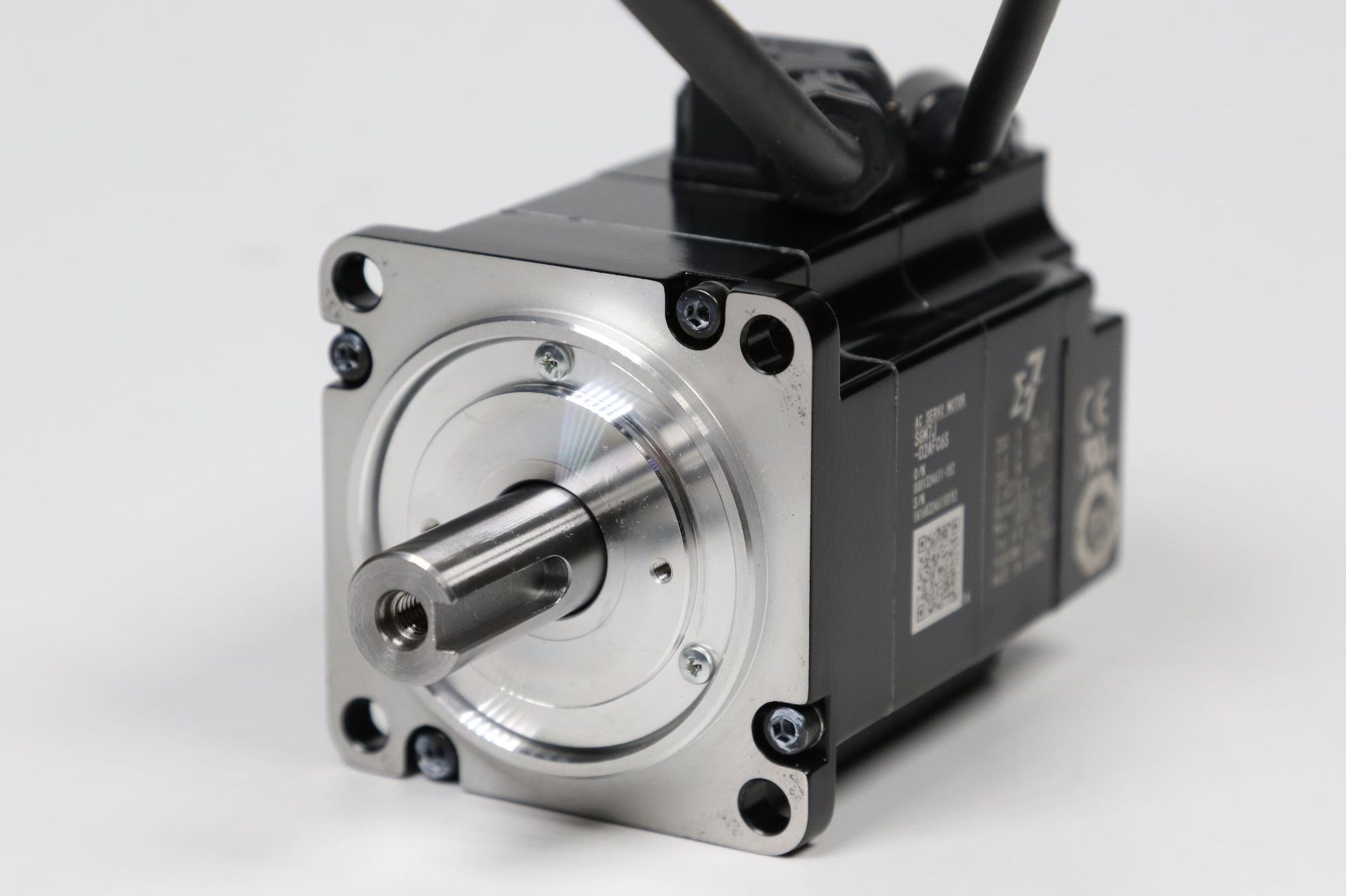 现货销售中小惯量富士伺服电机alphasmartplus系列产品750w小尺寸