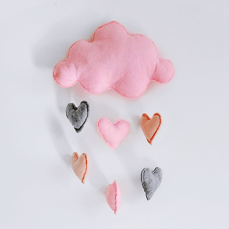 ufufy云朵雨滴挂饰无纺布爱心白云婴儿房装饰品壁挂房间吊饰定制