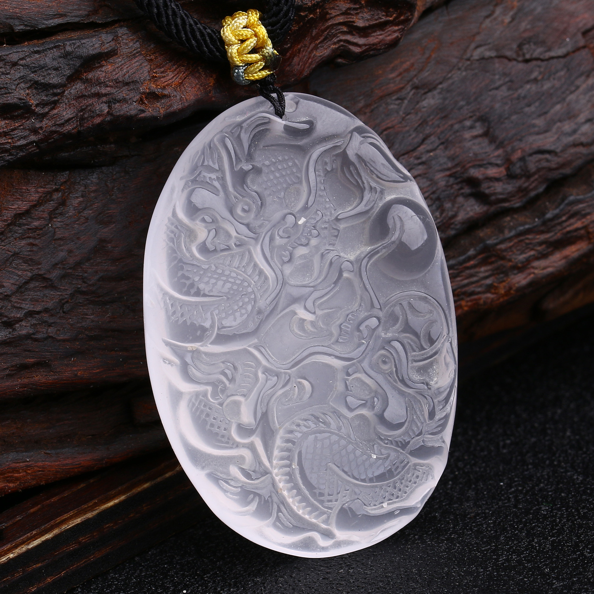 天然冰晶龙牌吊坠批发 男女式龙牌项坠 天然乳白水晶饰品 手工绳