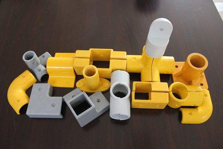 玻璃钢模压三通3650mm围栏管件三通圆管连接件smc配件生产厂家