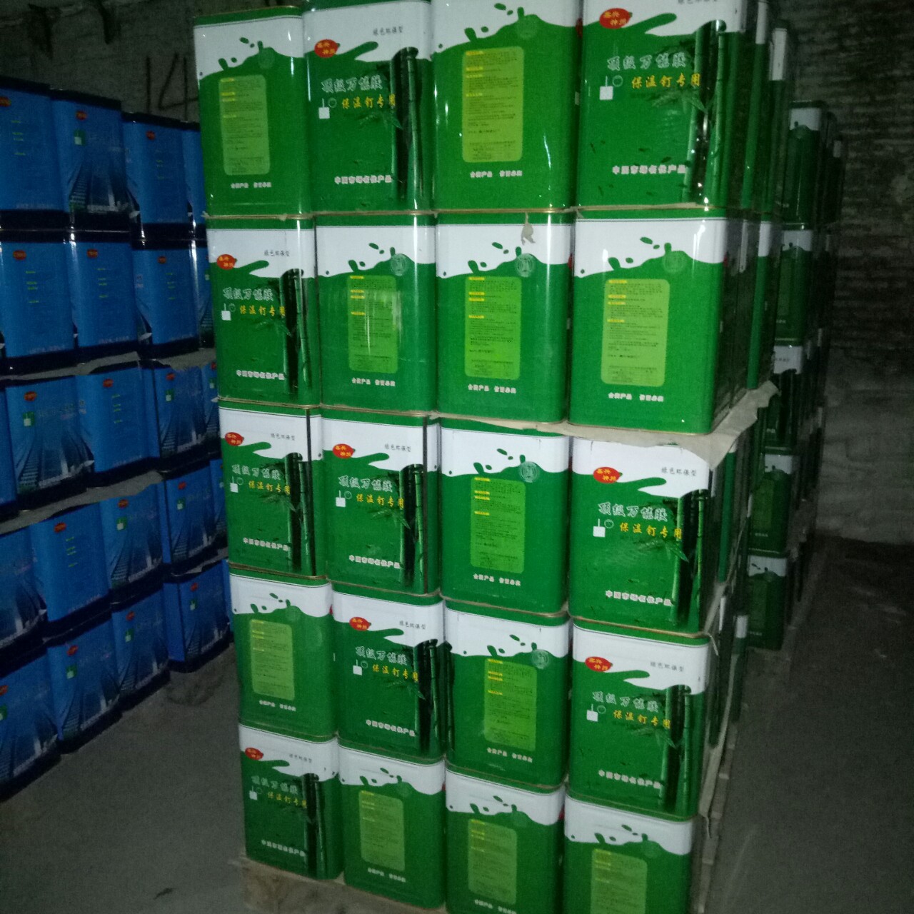 保温胶 广州保温胶 胶水 万能胶 保温钉胶 苯板粘接剂