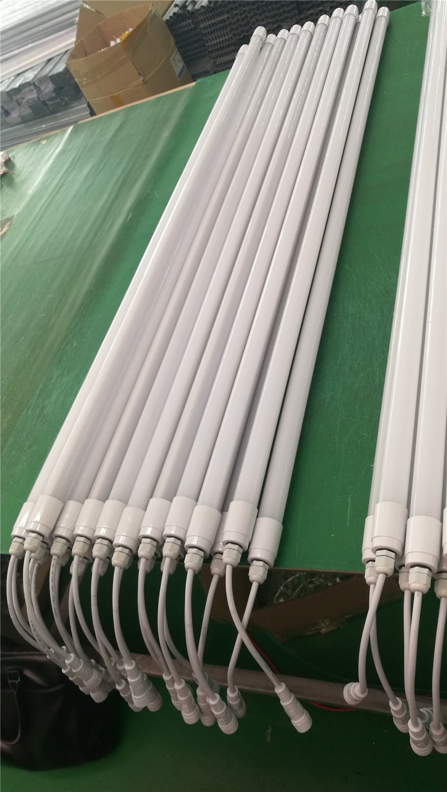 t8防水灯管广告灯箱防水管景光灯t8防水管全塑塑包铝防水管