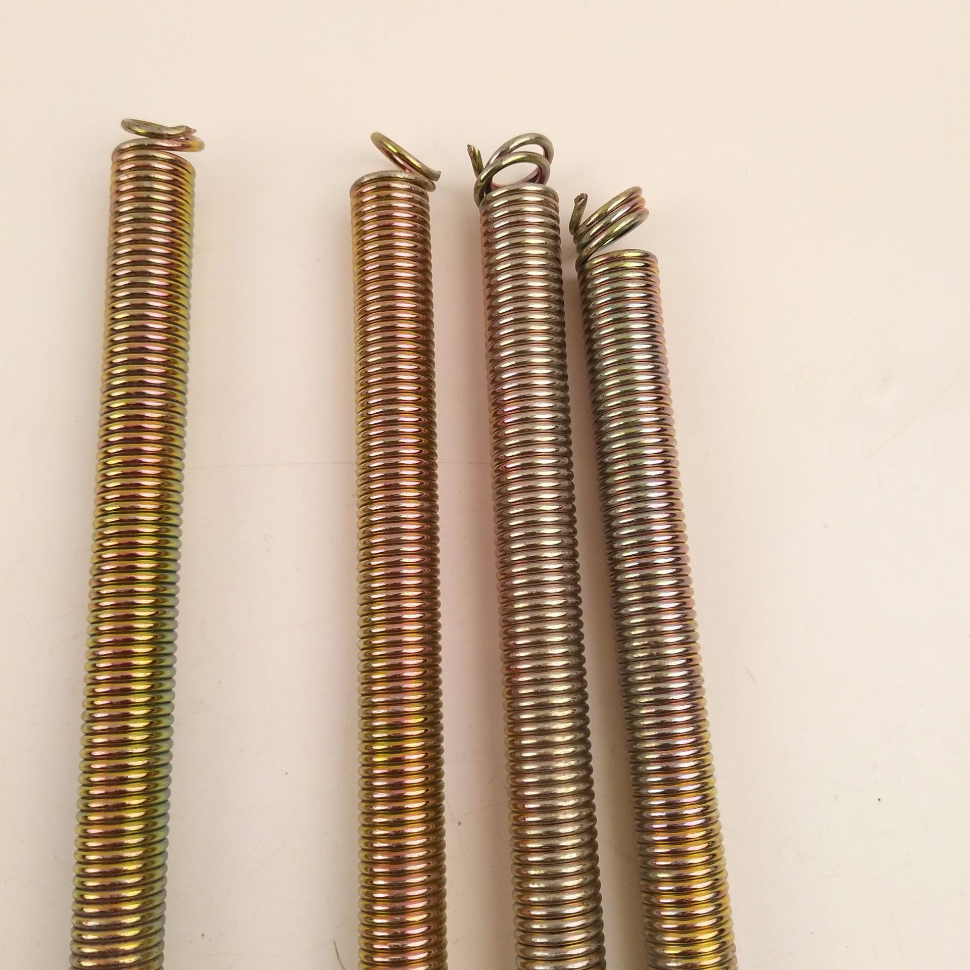 2元批发 推拉门>弹簧>夏季防蚊蝇纱窗门多用弹簧拉簧带钩弹簧-阿里巴