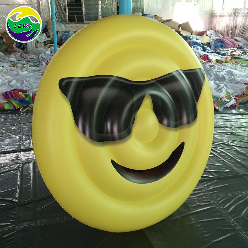 厂家直供pvc充气玩具水上笑脸表情浮排原版pvc充气漂浮垫