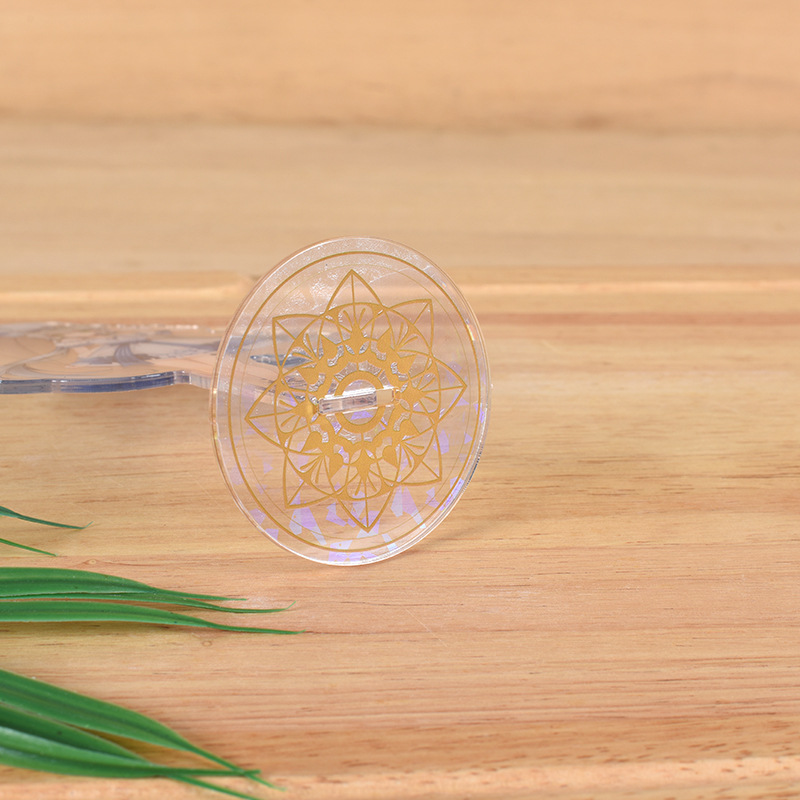 厂家定制亚克力立牌动漫卡通立牌创意小礼品水晶滴塑钥匙扣