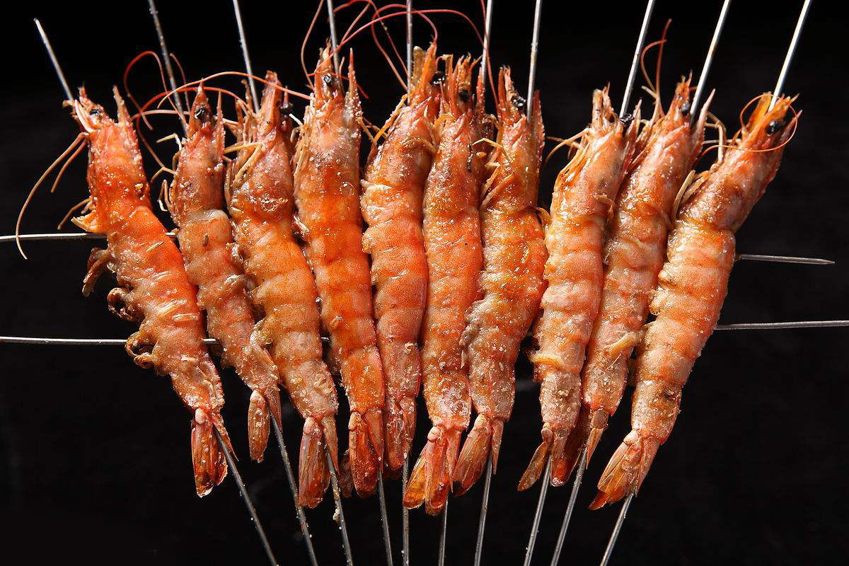 速冻小虾串 包烧 烤铁板油炸烧烤 青虾串小串串熟虾 10包*20串/件