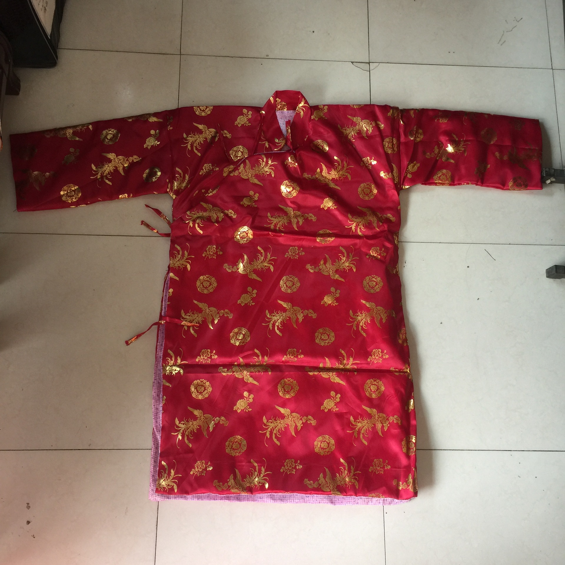 厂家直销高档女士烫金寿衣全套7件套长彪纸花殡葬祭祀白事用品