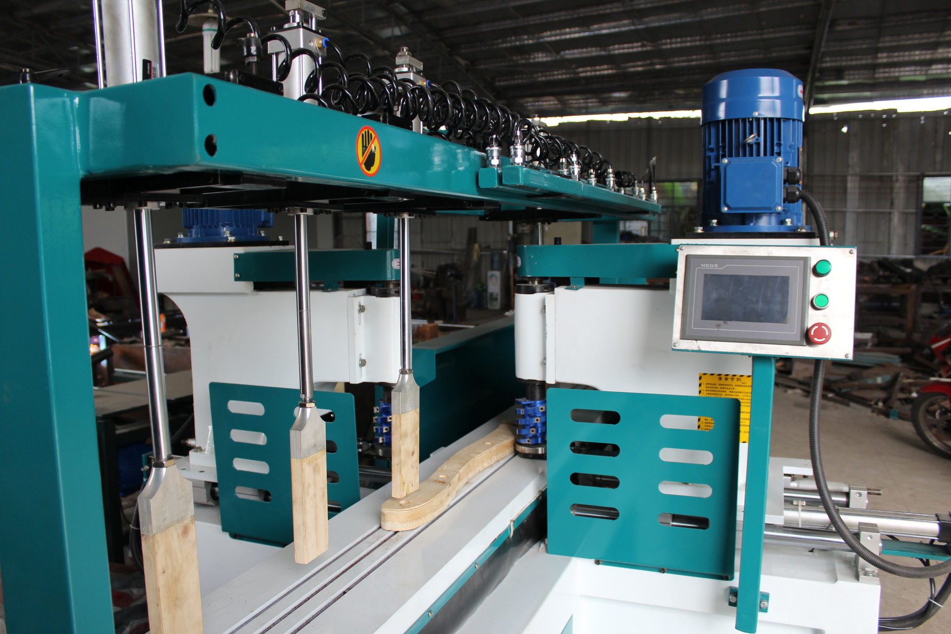 晨舜顺德木工机械仿形铣床 双面全自动仿型铣 曲直线多功能仿形铣