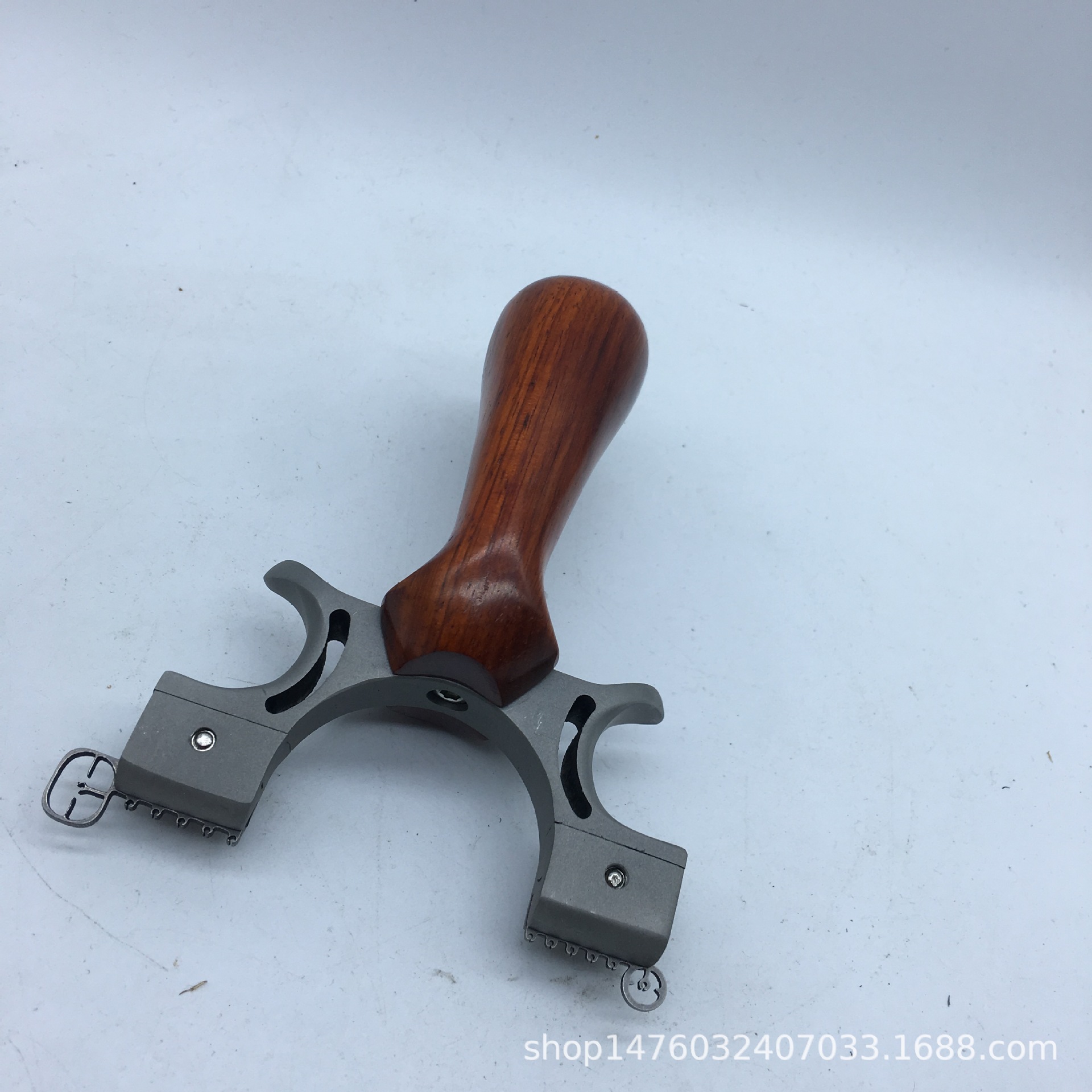 不锈钢追龙快压弹弓器精准户外大象弹弓架扁皮免绑锁凤短拉弹工