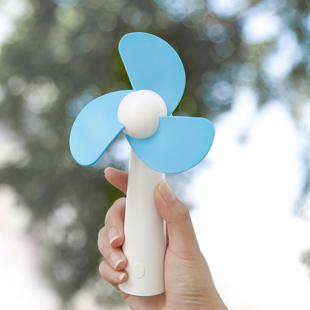 户外便携式手持风扇usb可充电桌面静音小风扇学生创意迷你电风扇