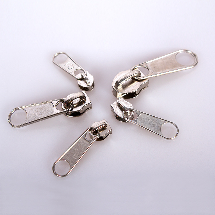 厂家直销10号电白长板头 简约服装用金属拉链头批发可定制