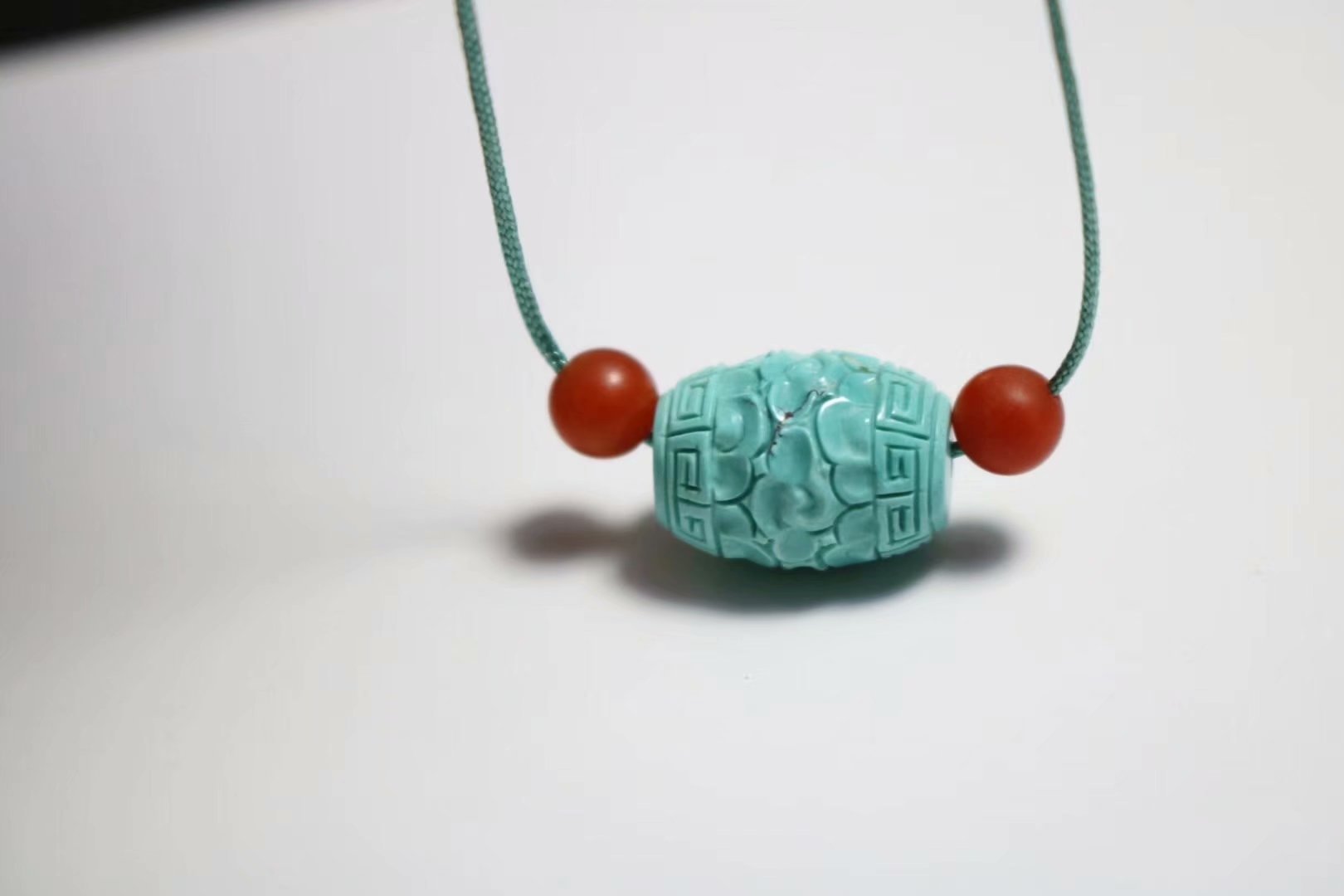 湖北天然原矿无优化绿松石高瓷云纹桶珠项链配珠 一手货源 保真