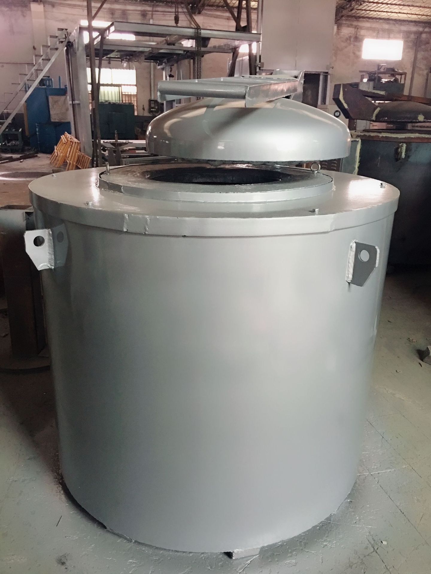 易拉罐 铝熔炉 熔铝电阻炉 200kg熔铝电炉铝熔炼炉