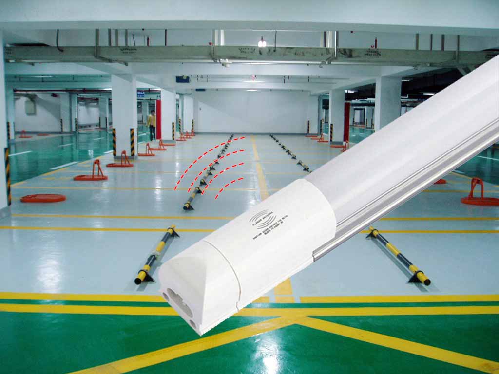 地下停车场车库灯微波雷达智能感应灯管18w