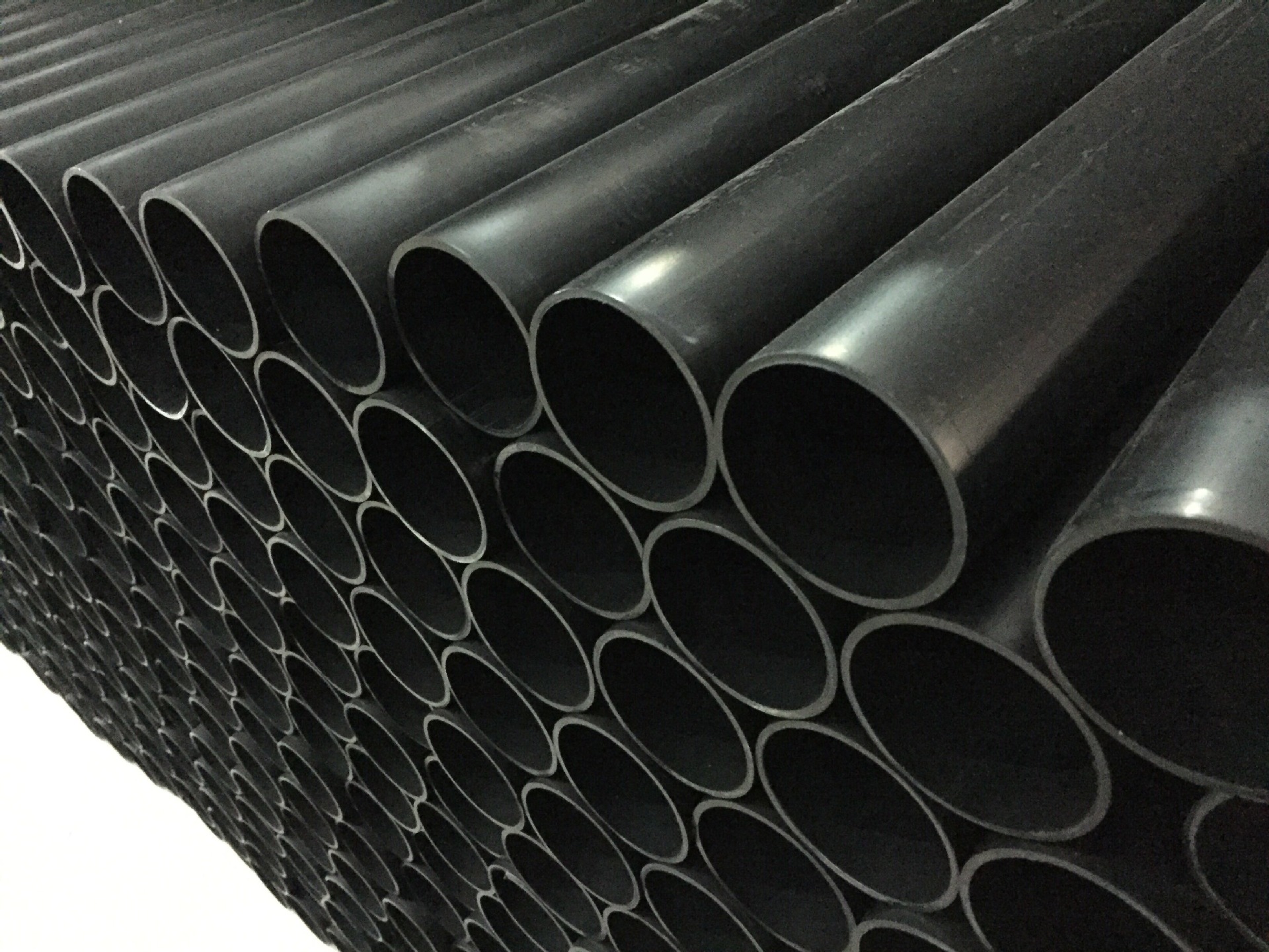 江苏黑色pe管 pe给水管排水管 小口径pe管dn75塑料pe管