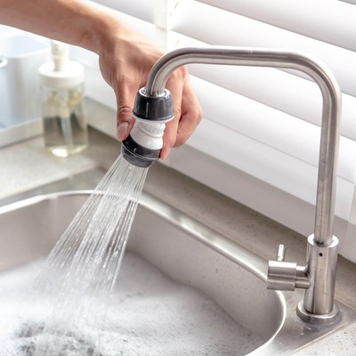 亿米佳可旋转防溅水龙头花洒多功能厨房浴室净化喷头节水器