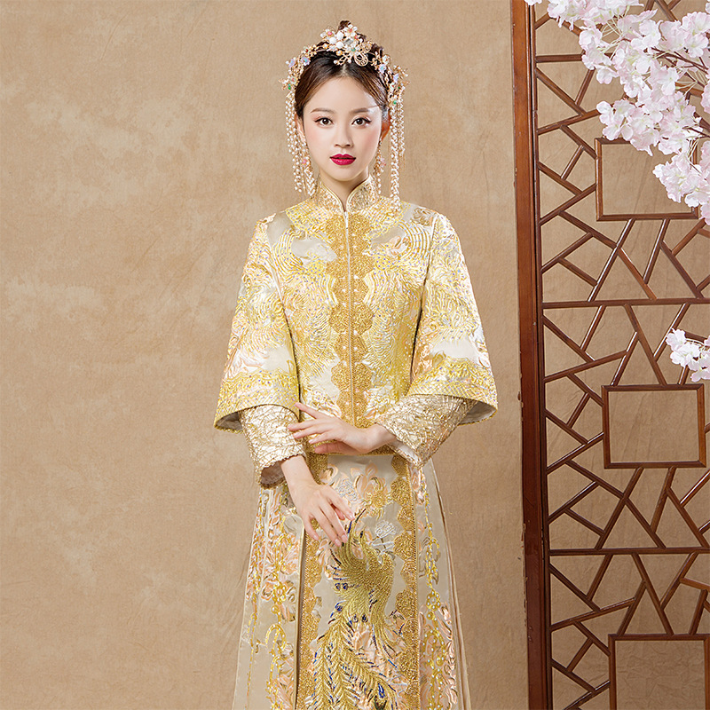 秀禾服新款中式婚纱礼服新娘龙凤褂图片色古代婚礼秀禾服女