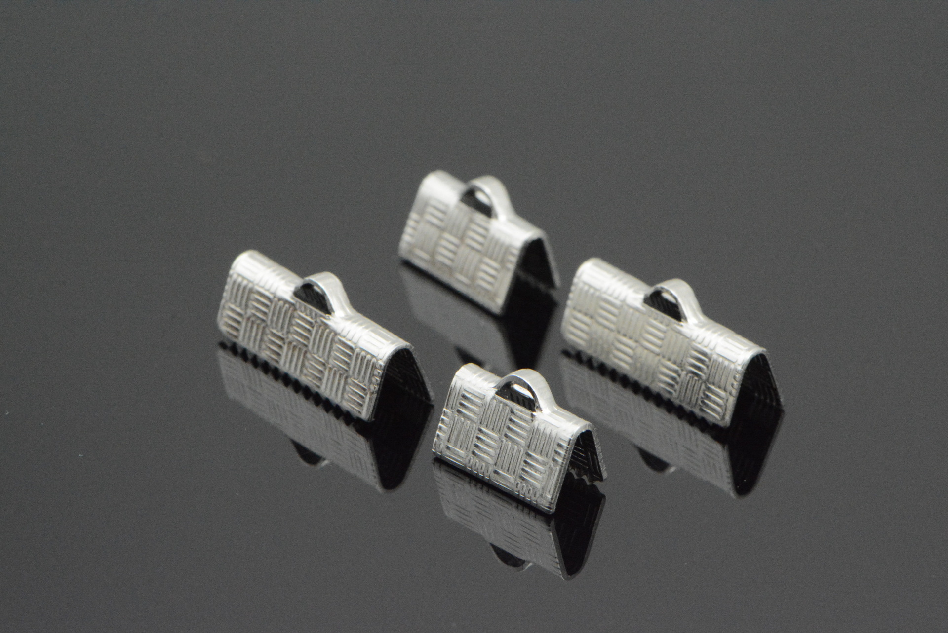 不锈钢饰品配件 带格子纹单边牙齿马仔扣 马夹扣批发 diy彩带绳夹