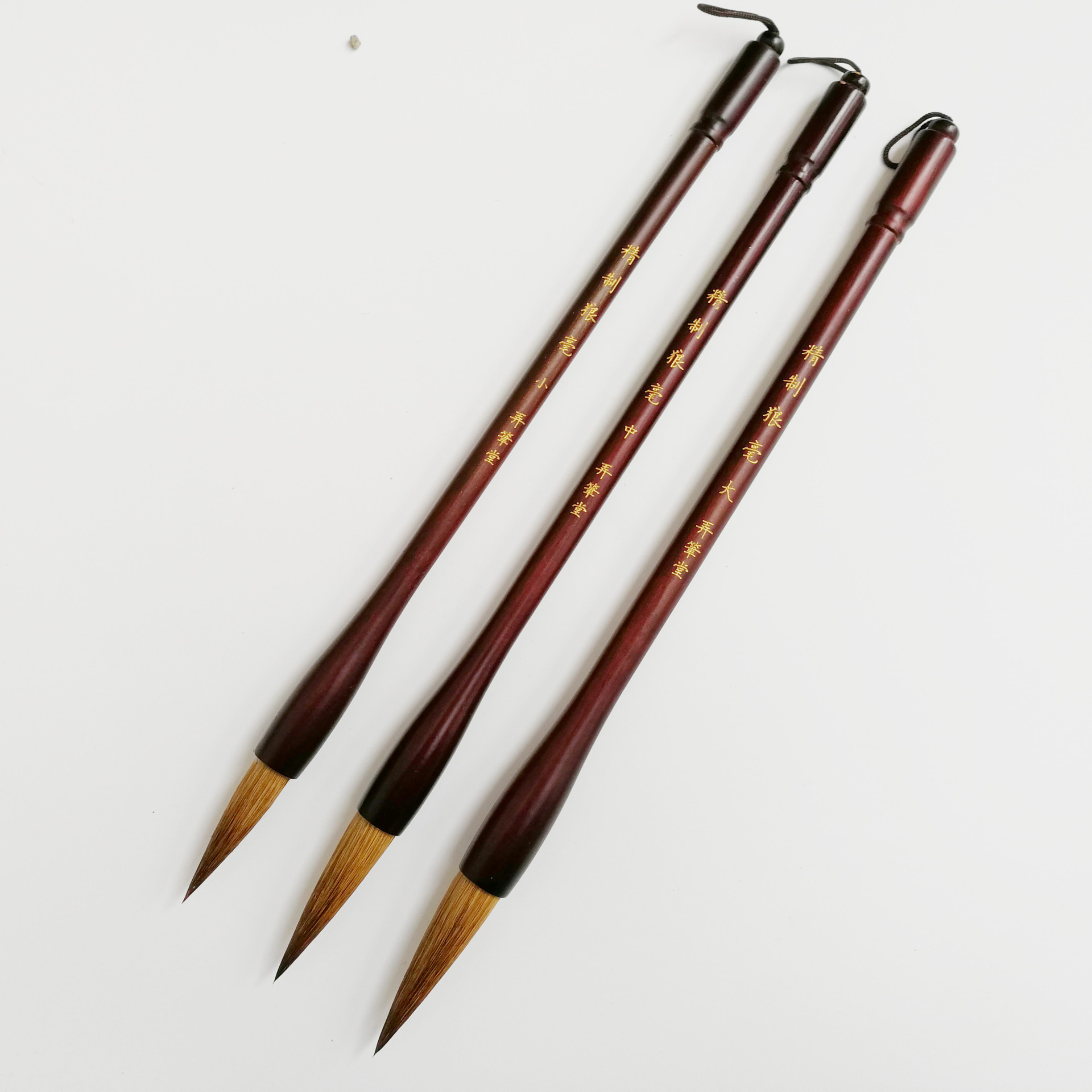 毛笔狼毫大楷书木杆一体杆暗红色哑光手感细腻弹性强毛笔精制狼毫