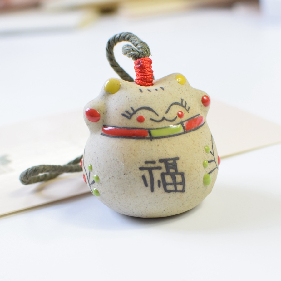 日式创意陶瓷招财猫铃铛风铃挂件家具装饰工艺品汽车挂饰厂家直销