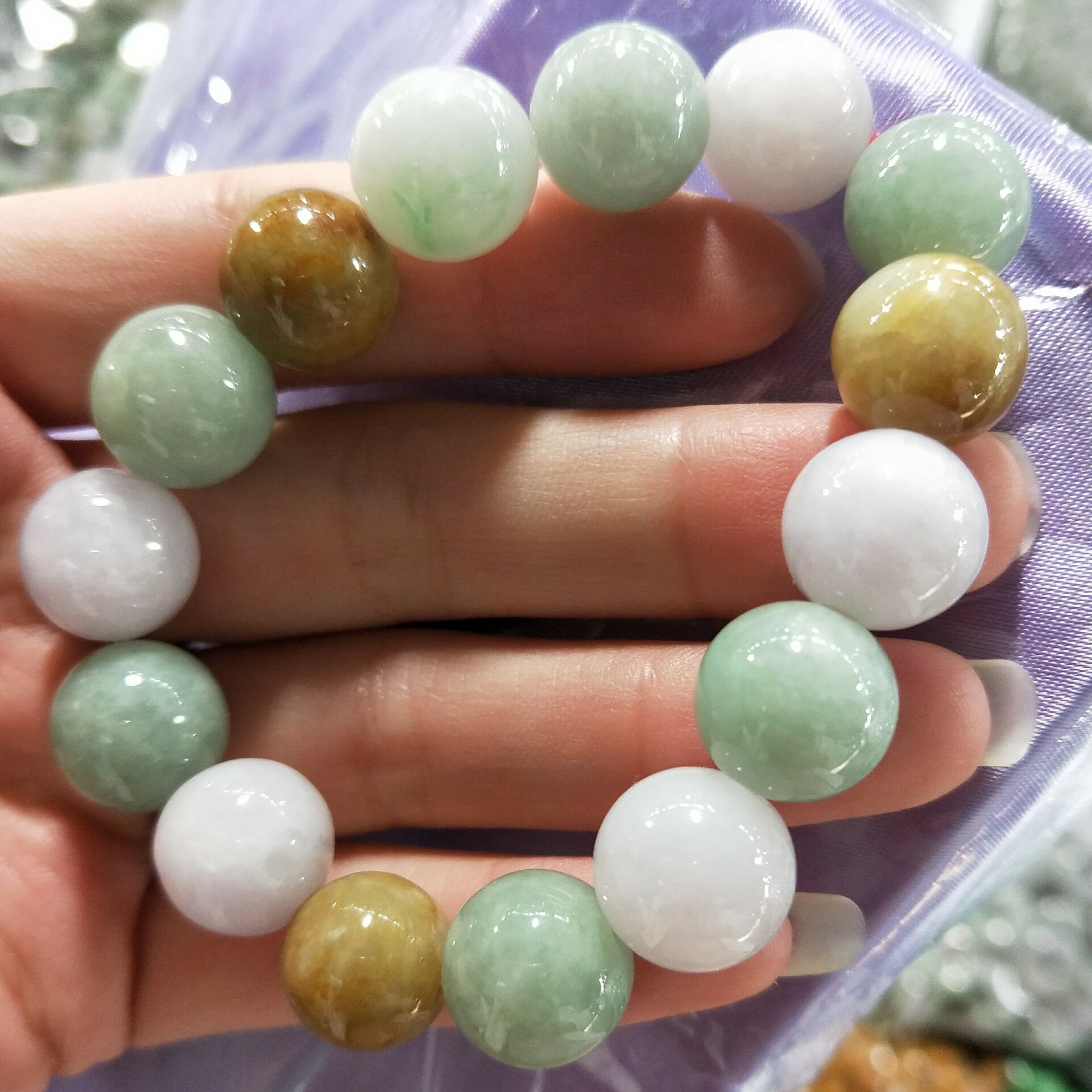 玉龙坊天然缅甸a货翡翠手链工艺品玉石散珠加工手串厂家直销批发