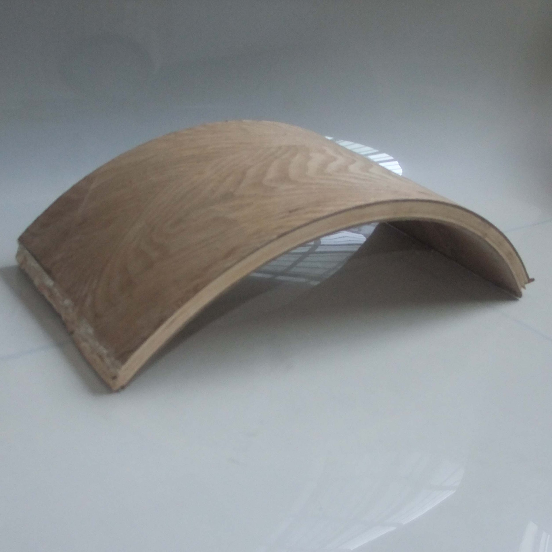 多层板压弯,实木压弯,弯木,弯曲木加工,弯木,弯板,生产厂家